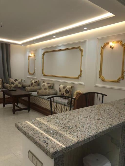Bord De Tangier